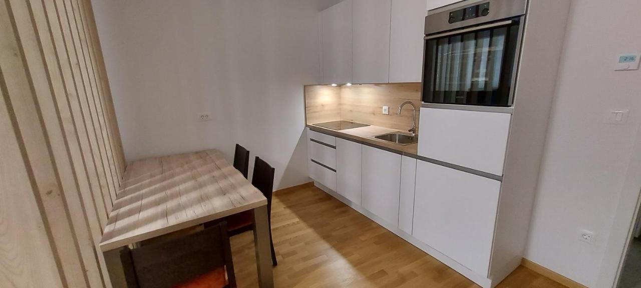 Bed & Breakfast Rezidenca Pipanova 류블랴나 외부 사진
