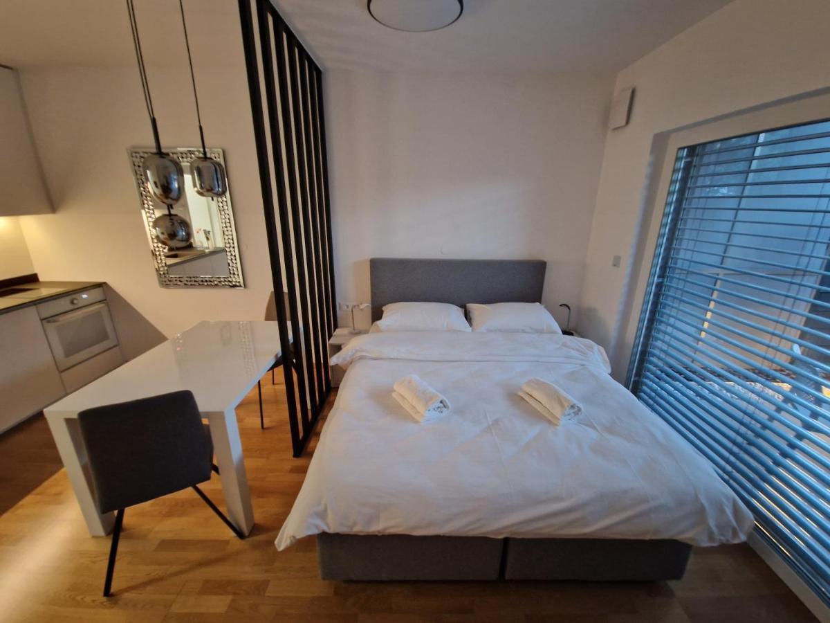 Bed & Breakfast Rezidenca Pipanova 류블랴나 외부 사진
