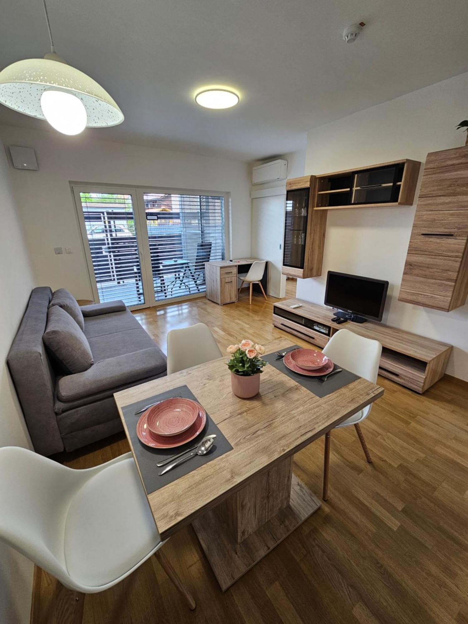 Bed & Breakfast Rezidenca Pipanova 류블랴나 외부 사진